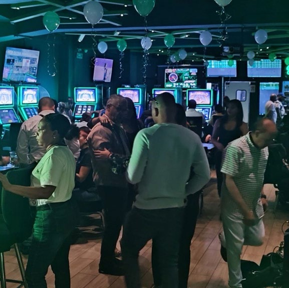 Interior de SuperBets San Martín